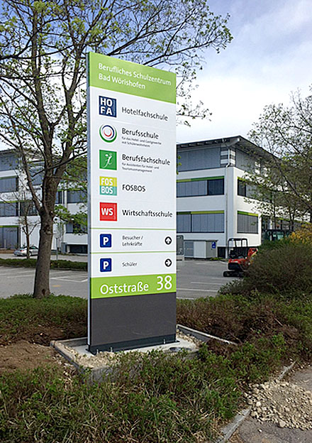 Beispiel Pylon, Aussenwerbung Kemtpen